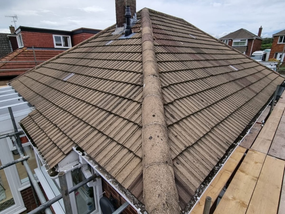 Full Roof Replacement, Sheffield, S18->title 2