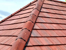 Roof Repairs, Re-Roofs &amp; Replacement Roofs