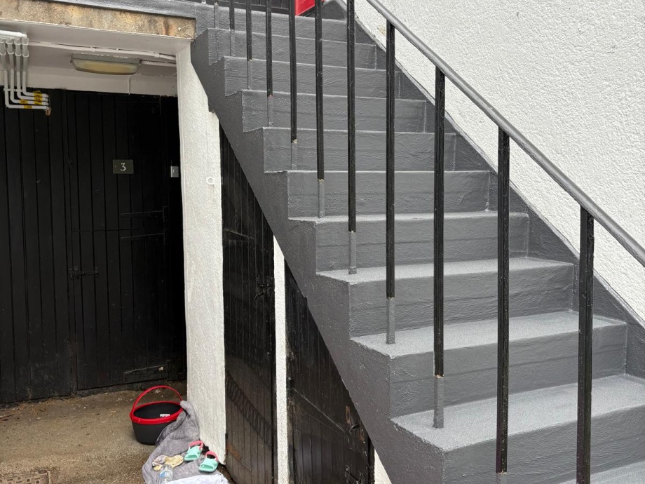Walkway, Balcony and Steps, Milton Keynes->title 4